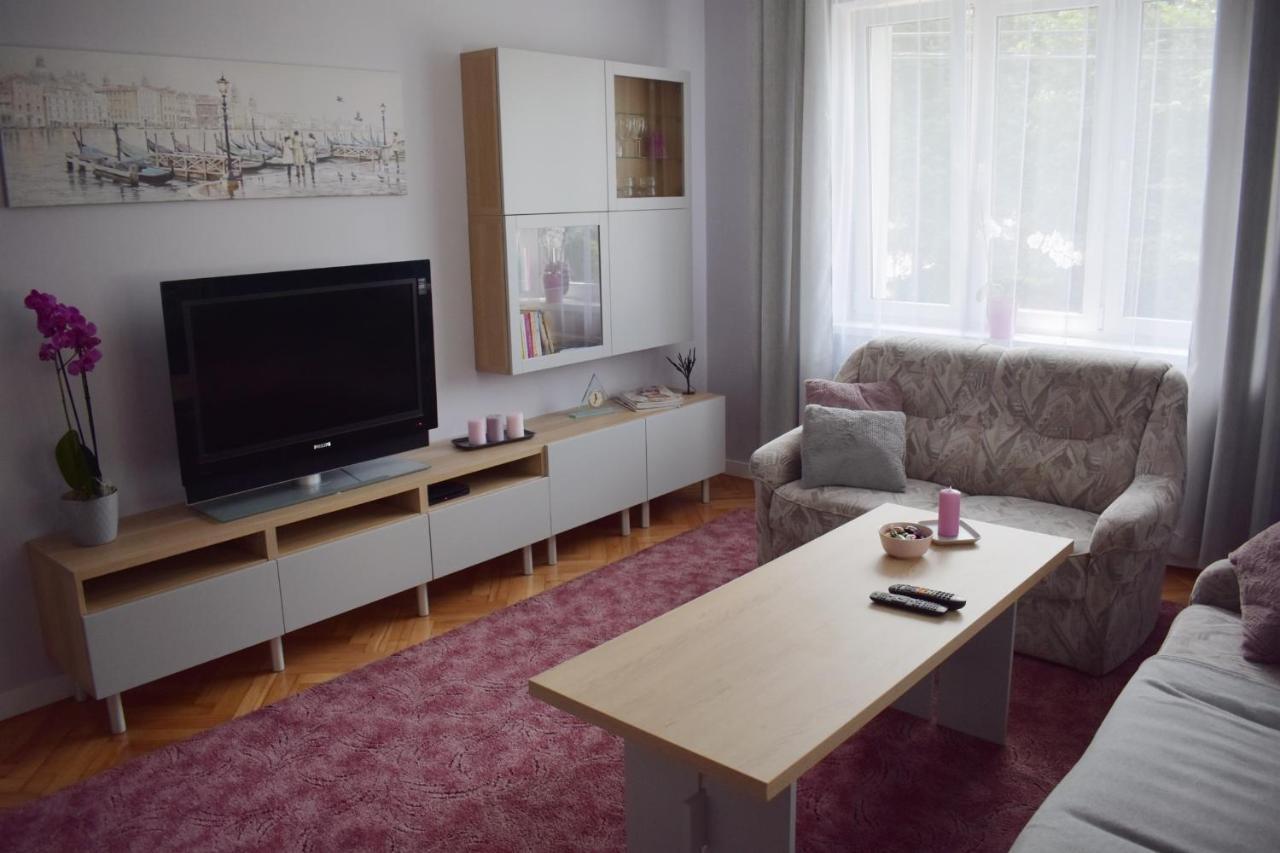 Cozy Apartment In Tarnów Εξωτερικό φωτογραφία